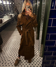 Load image into Gallery viewer, Suede trench coat
