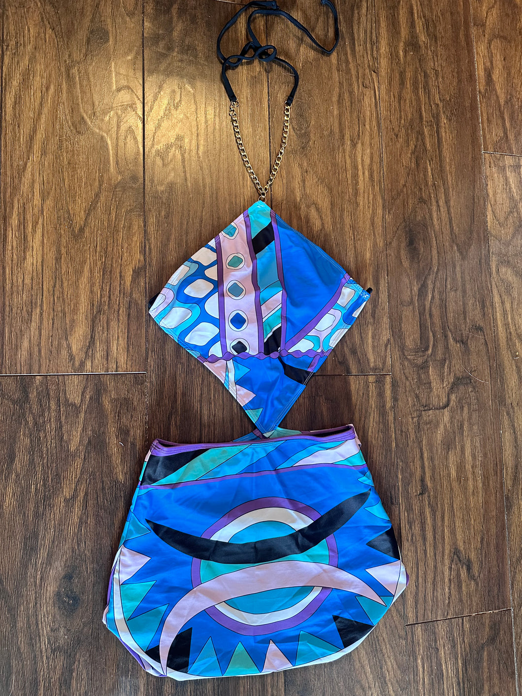 P costume & skirt set