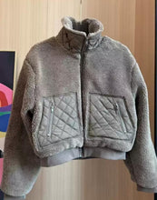 Load image into Gallery viewer, Sherpa jackets
