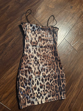 Load image into Gallery viewer, Sequin leopard dress
